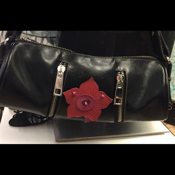 La Philipe Baguette Bag with Hibiscus aplique - Picture 1 of 8